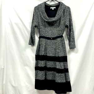 Robbie Bee Size S Gray and Black Dress